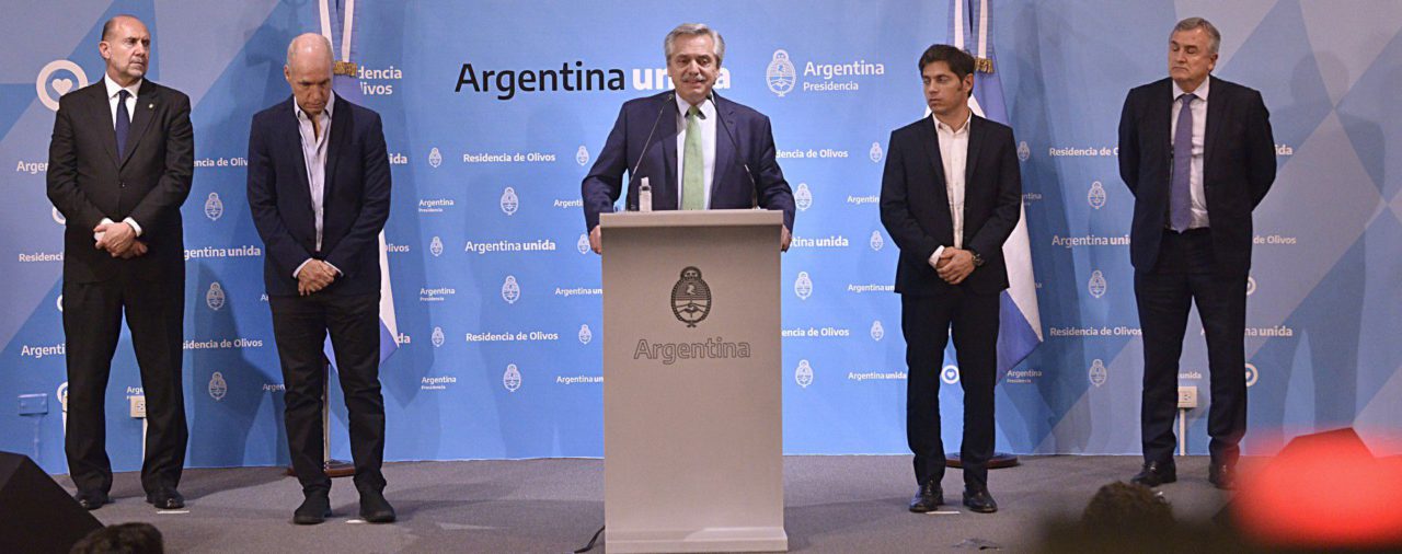Alberto Fernández buscó un delicado equilibrio político para mostrar consenso y legitimidad al anunciar la cuarentena obligatoria