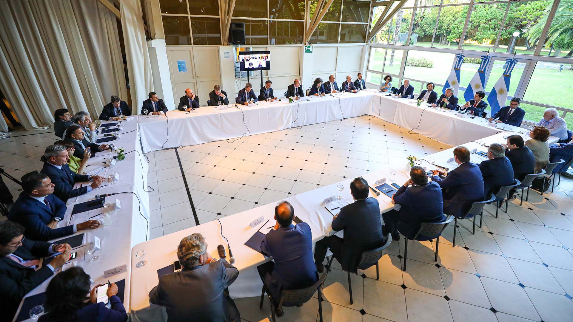 La mayoría de los gobernadores de la Argentina estuvieron presentes en la Quinta de Olivos (Presidencia)