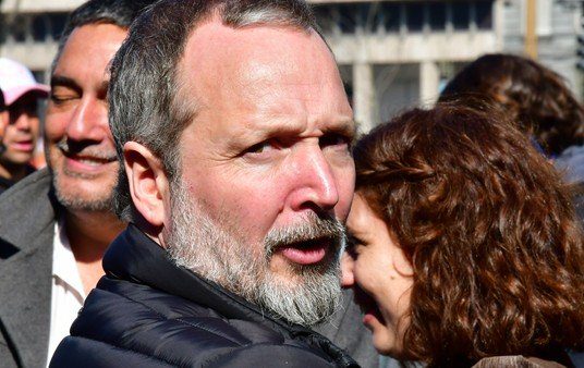 Condenan a Martín Sabbatella a 6 meses de prisión por abuso de autoridad en la aplicación de la Ley de Medios