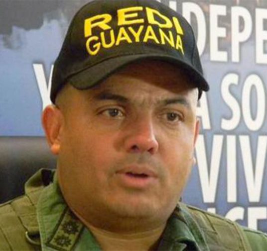 El general venezolano Clíver Alcalá Cordones se entregó en Colombia y será extraditado a los Estados Unidos