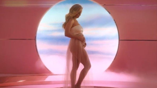 Katy Perry y Orlando Bloom esperan su primer hijo: la extraña forma de anunciar el embarazo