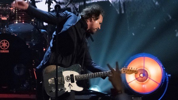 Pearl Jam suspendió su gira en Estados Unidos por el coronavirus