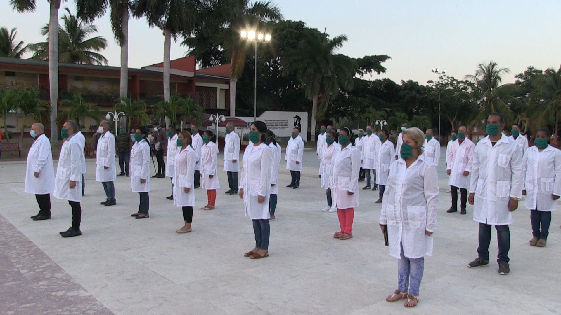 Cuba envió un contingente de médicos a Andorra e Italia