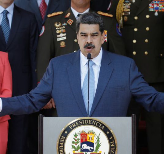 EEUU desplegará buques de la Armada cerca de Venezuela
