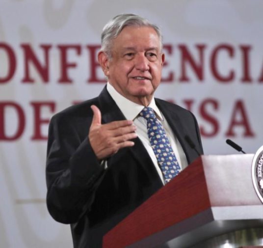 “Hasta donde nos alcance”: López Obrador anunció que el lunes inicia la entrega de millones de créditos de 25,000 pesos a la palabra