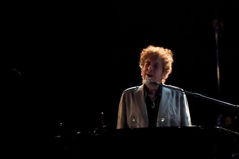 Imagen de archivo de una actuación de Bob Dylan durnate el Firefly Music Festival en Dover, Delaware, EEUU, Junio 17, 2017. REUTERS/Mark Makela