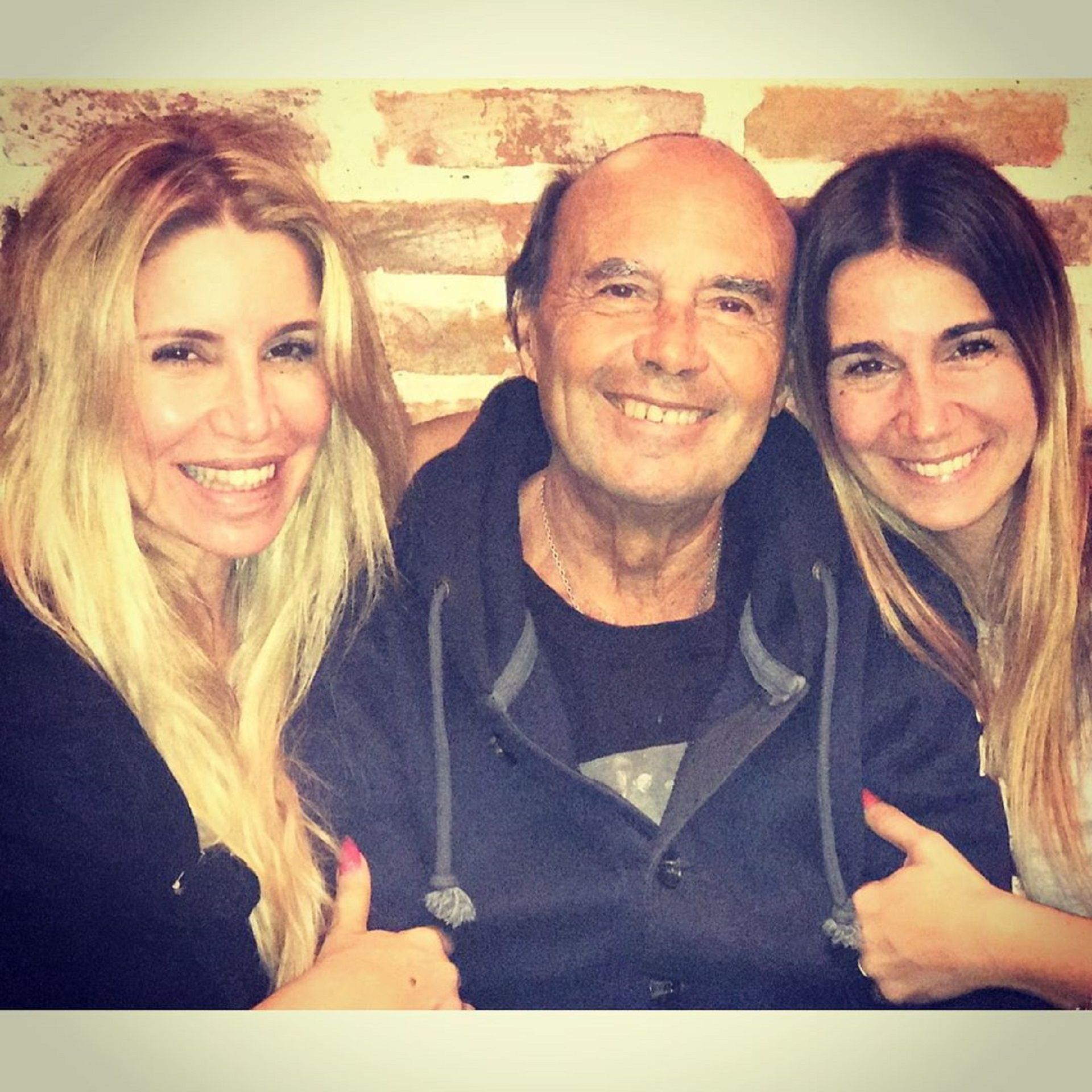 Florencia Peña junto a su padre y su hermana Belén (Instagram)