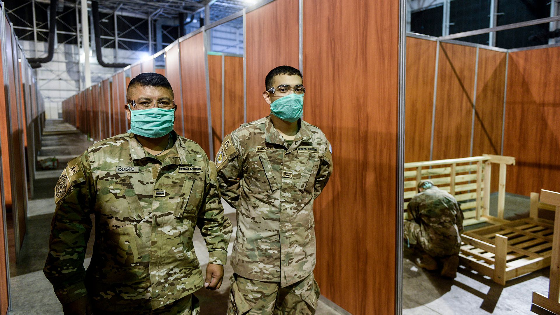 Personal militar destinado al centro sanitario montado en Tecnópolis