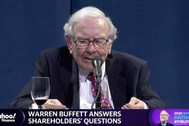 Empresa de Warren Buffett vende todas sus participaciones en aerolíneas de EEUU