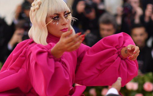 Lady Gaga, Madonna, U2 y más famosos, víctimas de un hackeo masivo