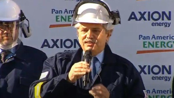 Alberto Fernández inauguró la primera planta de diésel premium en el país: "Es un día feliz, son dólares que dejan de irse"