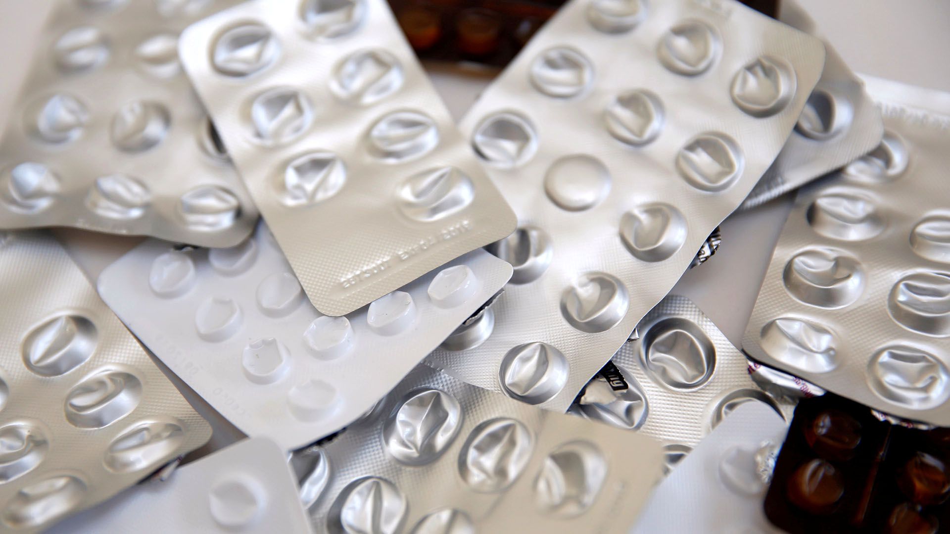 La FDA acaba de poner en su lista de drogas que escasean a uno de los antidepresivos más populares de los EEUU. (REUTERS/Russell Boyce)