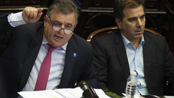 La oposición reaccionó contra Alberto Fernández: "Si los DNU equivalen a las leyes, el paso siguiente es cerrar el Congreso"