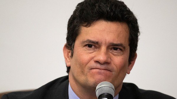 Tras la polémica, el juez brasileño Sergio Moro dará una charla virtual en una fundación rosarina
