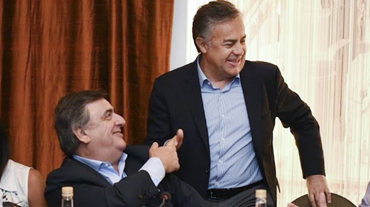 Mario Negri y Alfredo Cornejo, dos diputados radicales que participaron del diálogo político en la quinta de Olivos