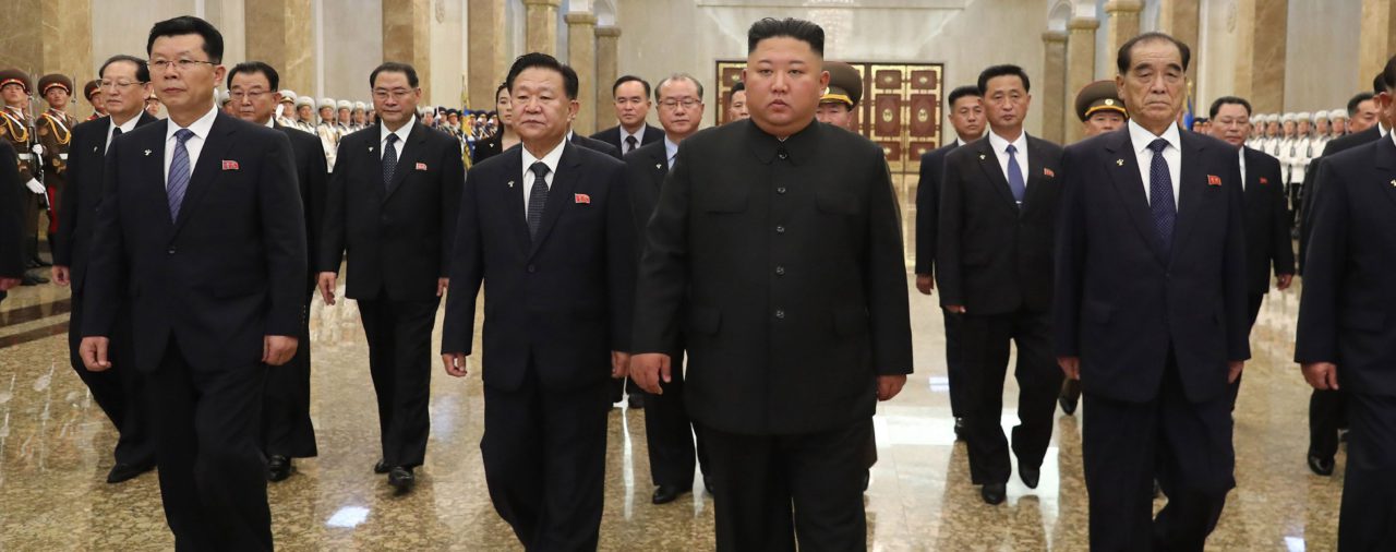 Corea.- Kim Jong Un estudia con su cúpula militar de Gobierno nuevas medidas de "disuasión bélica"
