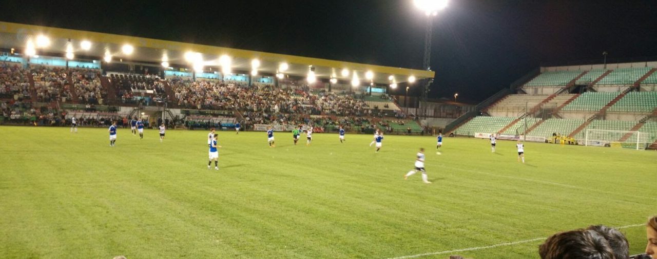 Fútbol.- La Junta autoriza la venta de 2.500 entradas para los partidos del 'playoff' de ascenso a Segunda B en Mérida
