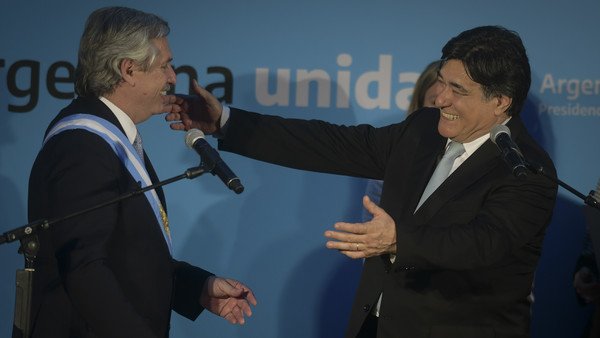 Otro enfrentamiento de Zannini con la empresa de los Macri por el Correo Argentino