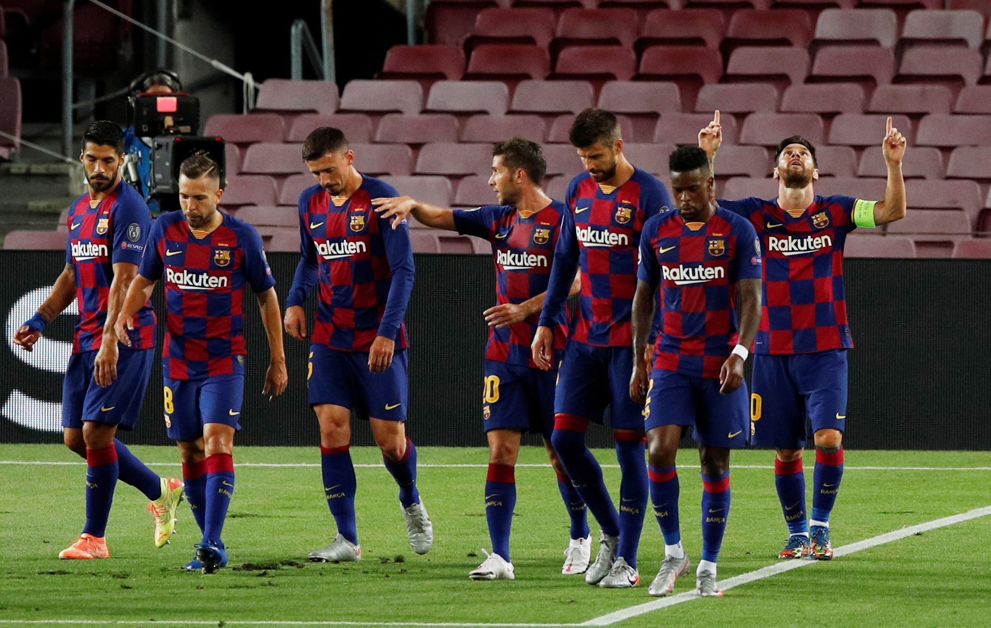 Lionel Messi convirtió un gol en la victoria parcial del Barcelona ante Napoli (REUTERS/Albert Gea)