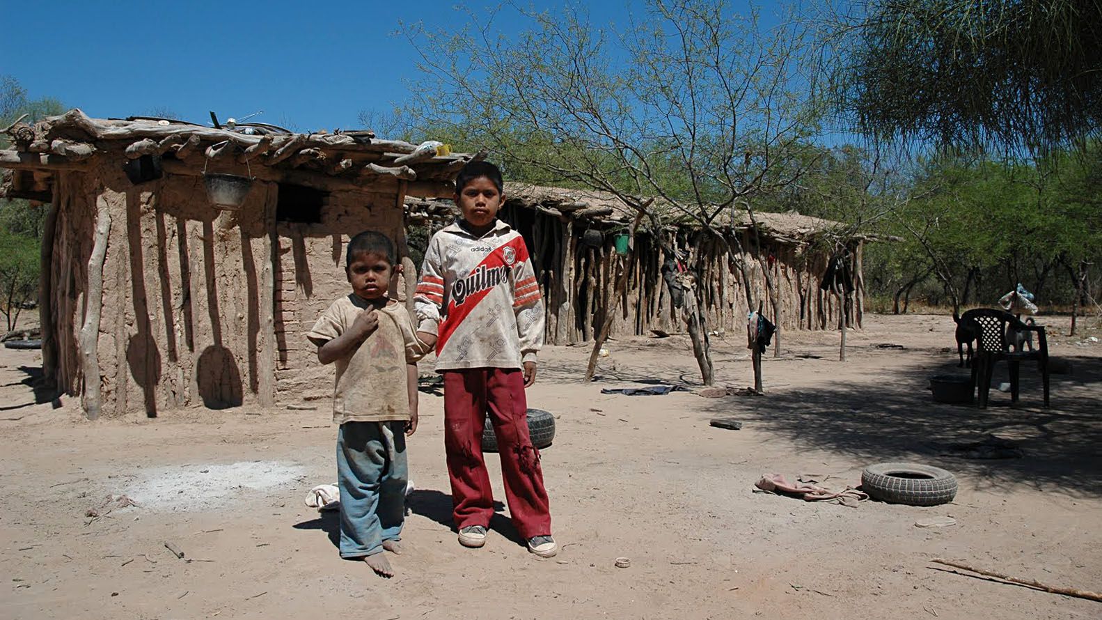 El 56% de los chicos menores de 14 años del país está en la pobreza