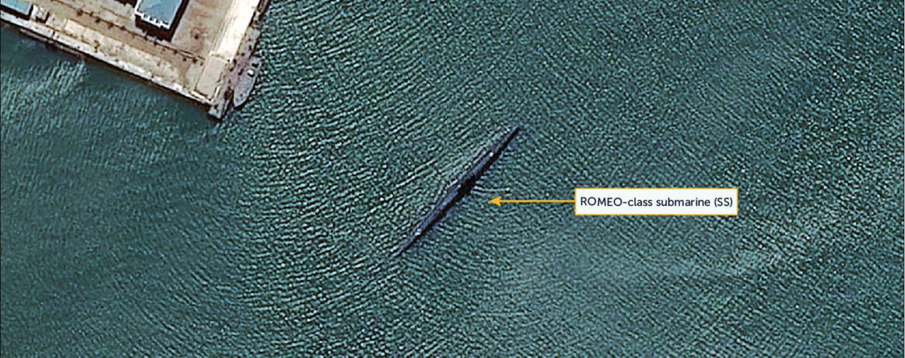 Imágenes satelitales sugieren que Corea del Norte podría lanzar un misil balístico desde un submarino