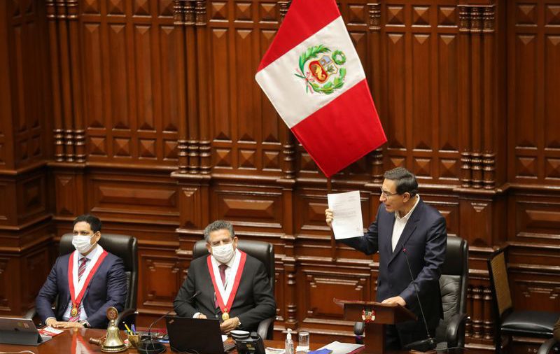 Congreso de Perú aprueba plan con garantía estatal para reprogramar deudas de consumo impagas