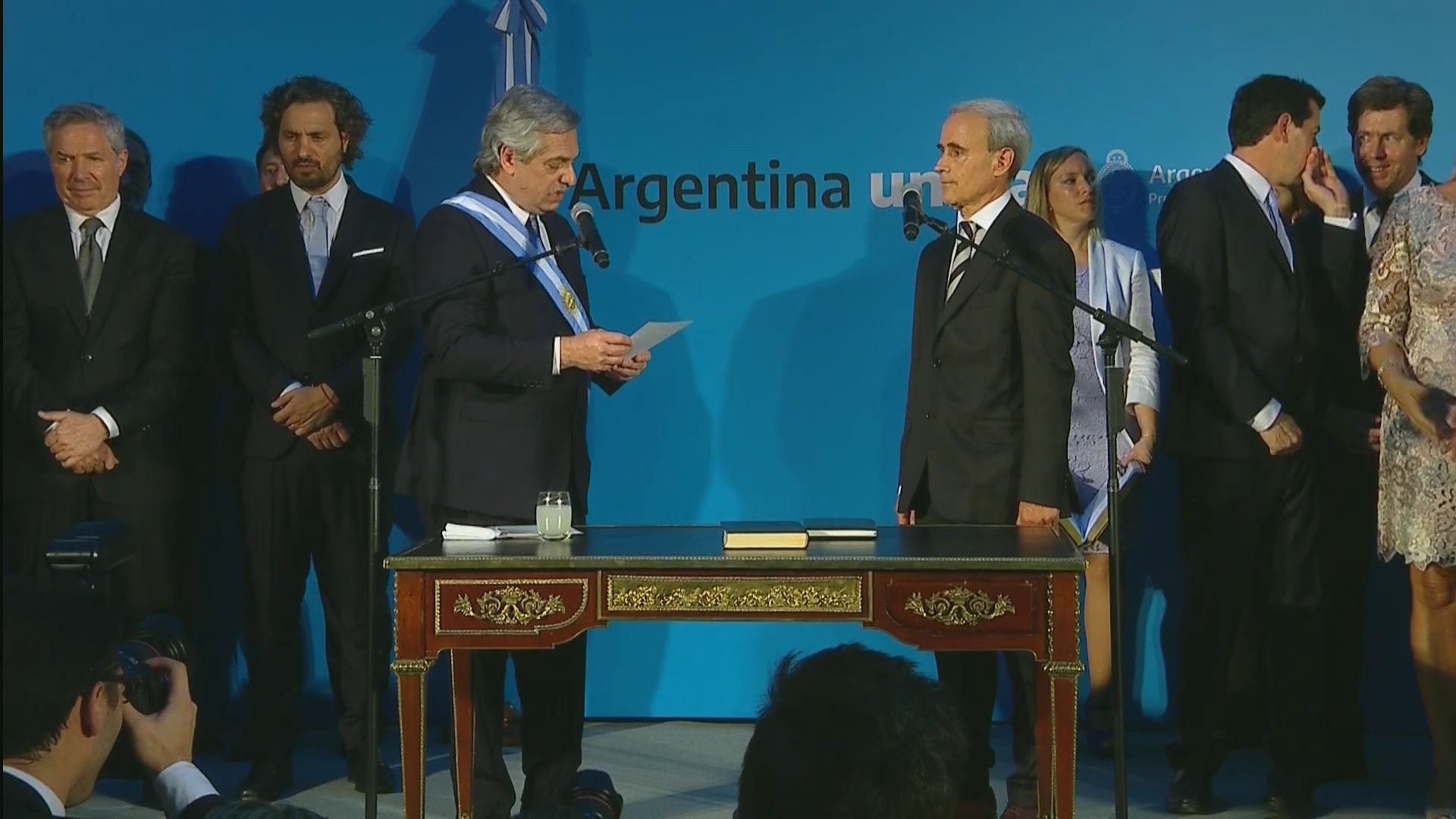 Julio Vitobello al jurar como Secretario General de la Presidencia.