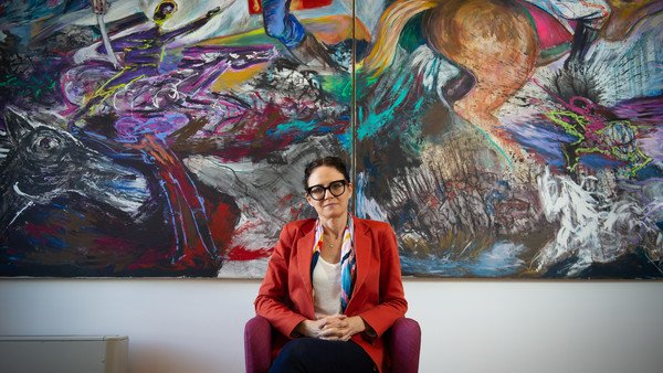 ¿Hasta cuando aguanta una brecha entre dólares del 100%?