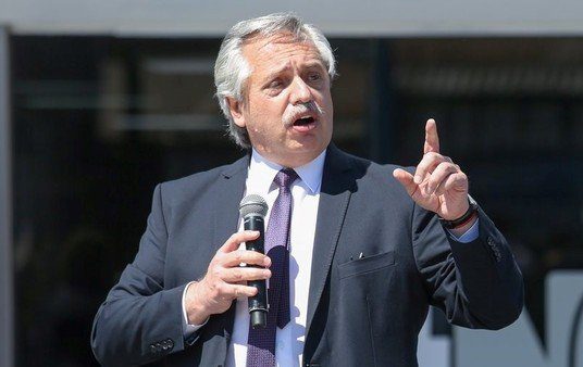 La dura respuesta de Alberto Fernández a Macri: "La cuarentena sirvió para ordenar a la Argentina después del desastre que dejaste"