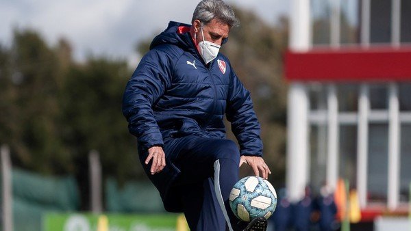 Las dudas de Lucas Pusineri de cara a un arranque de temporada intenso en Independiente