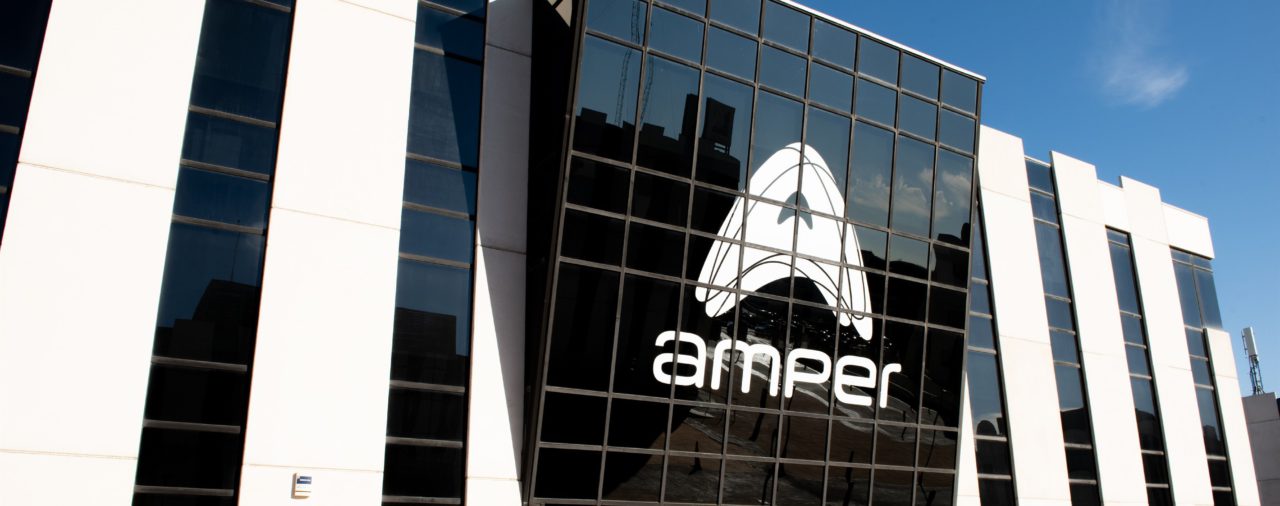 Latinoamérica.- Amper se posiciona en las energías renovables y consigue un contrato con Gptech eks por 47,5 millones