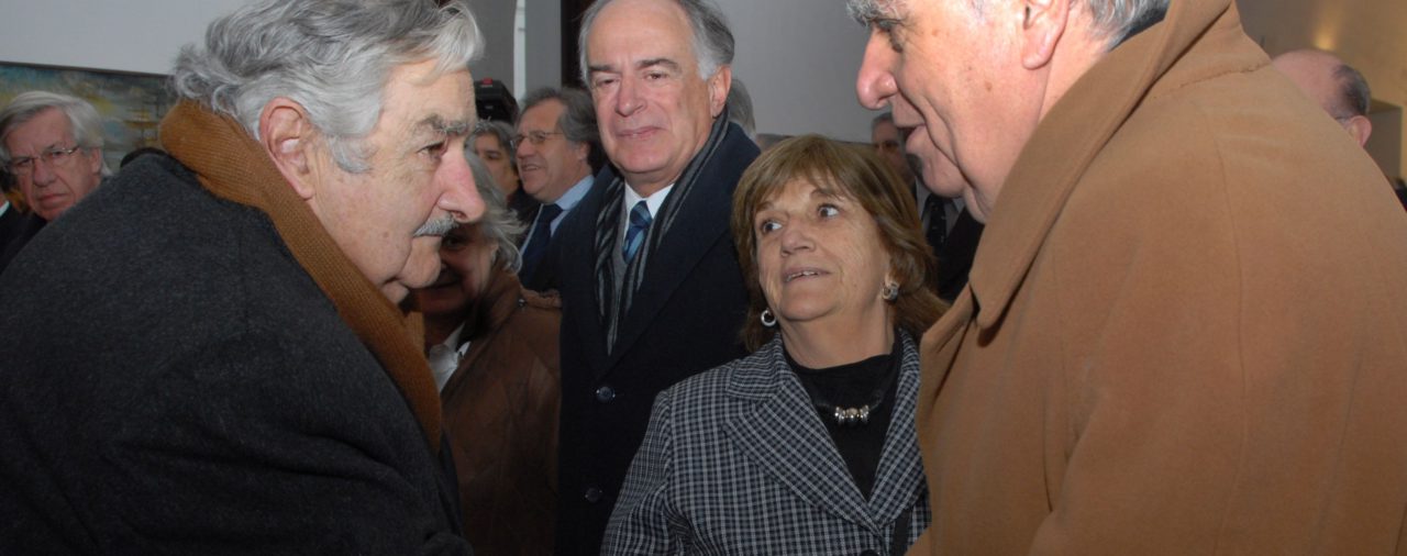 Los ex presidentes de Uruguay Julio María Sanguinetti y José Mujica renunciaron al Senado