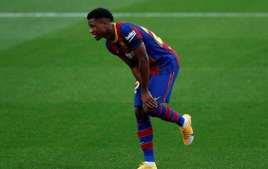 Dura lesión de Ansu Fati y preocupación en el Barcelona de Messi: se rompió el menisco interno de la rodilla izquierda