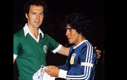 La despedida de Franz Beckenbauer a Diego Maradona: "Era más que un jugador, era un artista"