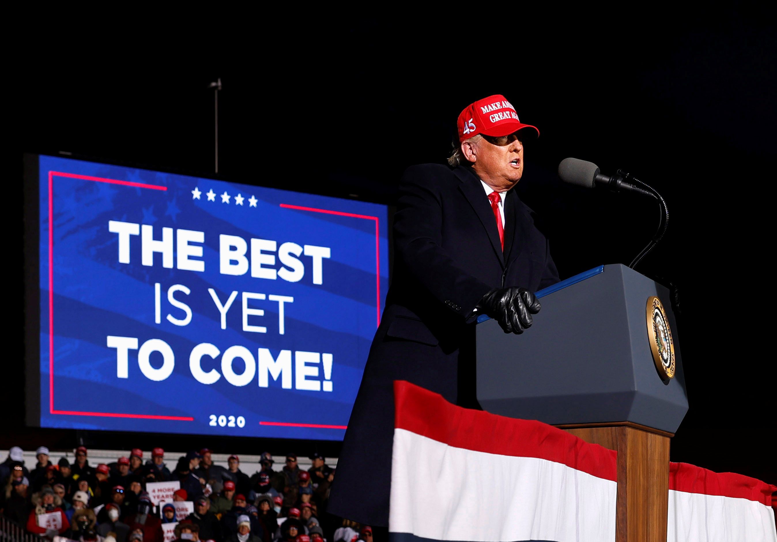 Donald Trump, durante un acto de campaña el lunes en Michigan, uno de los estados bisagra de estas elecciones (REUTERS/Carlos Barria)