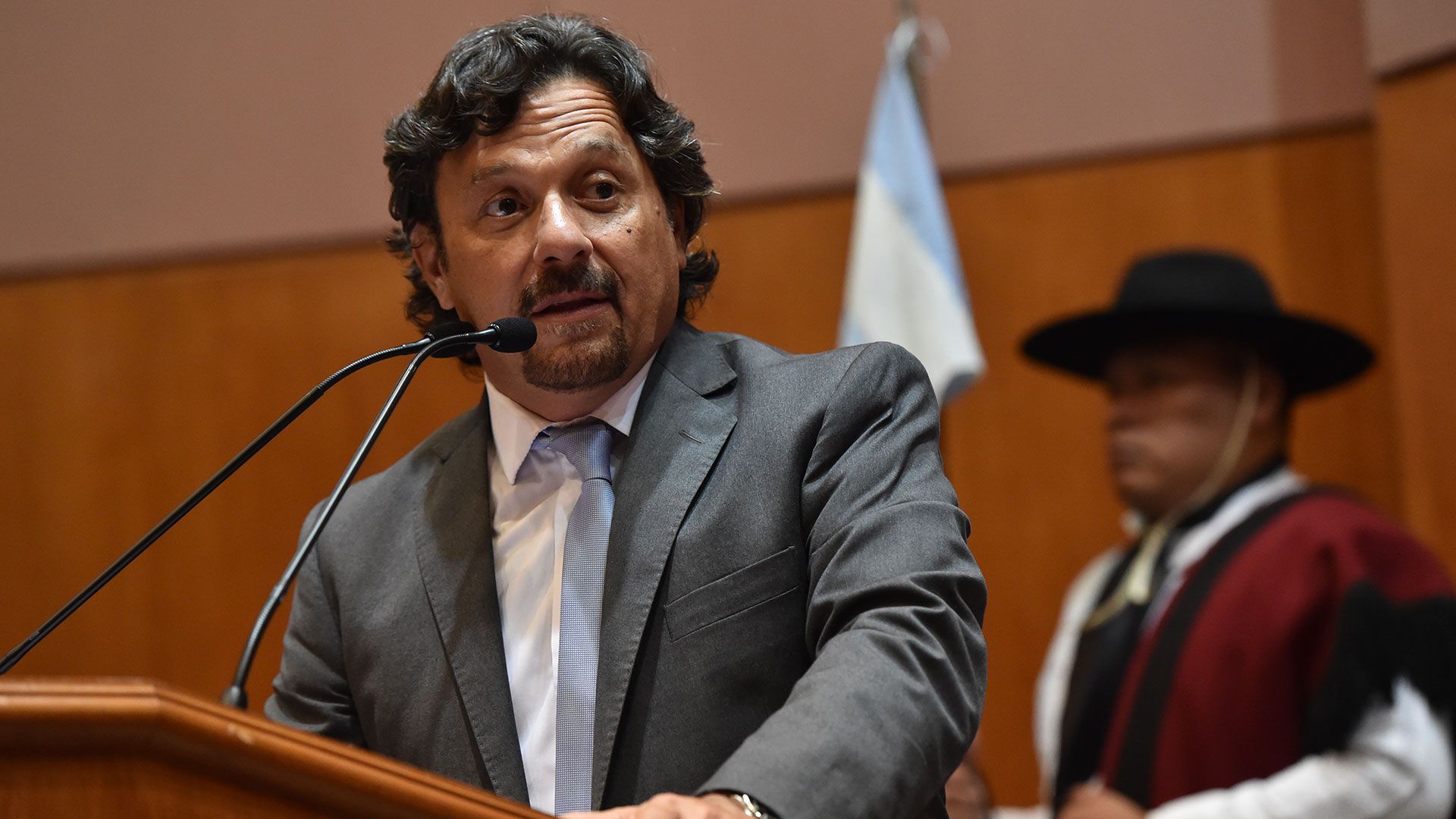 gobernador de Salta, Gustavo Saenz