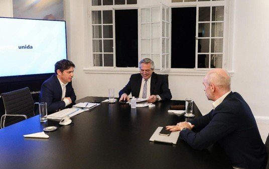 Alerta por la suba de casos de Covid: Alberto Fernández se reúne con Horacio Rodríguez Larreta y Axel Kicillof para analizar nuevas restricciones