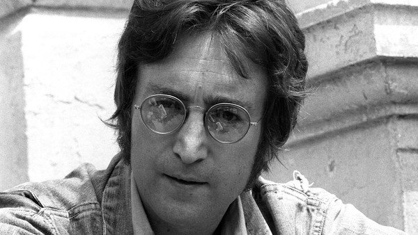 El periodista que vio morir a John Lennon revivió las dramáticas escenas de esa noche: "Había sangre por todas partes"
