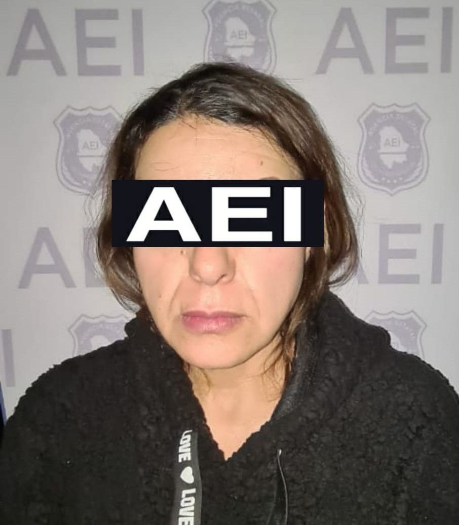 “El Chapo Monárrez” y/o “El 302” fue capturado en compañía de una mujer identificada como María de Lourdes P. P (Foto: FGE Chihuahua)