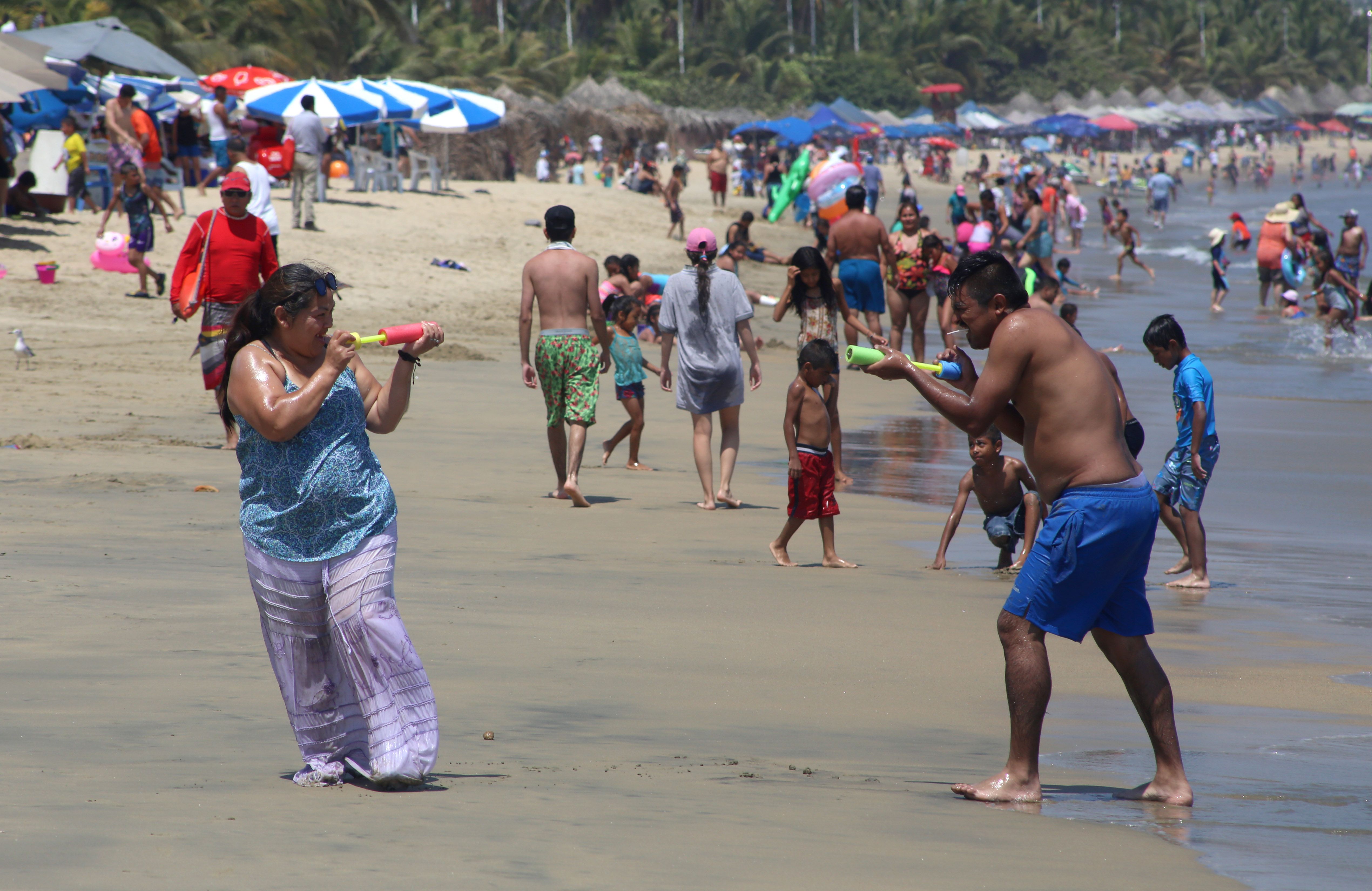 La Secretaría de Turismo ya planteó escenarios económicos para los próximos fines de semana largos (Cuartoscuro)