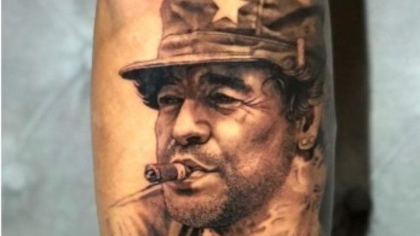 El tatuaje maradoniano de Marcos Rojo: un Diego revolucionario y bostero
