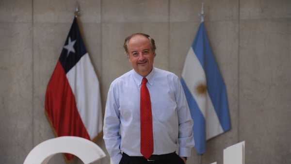 Embajador de Chile: "Las diferencias políticas no pueden interferir en la agenda de dos países hermanos"