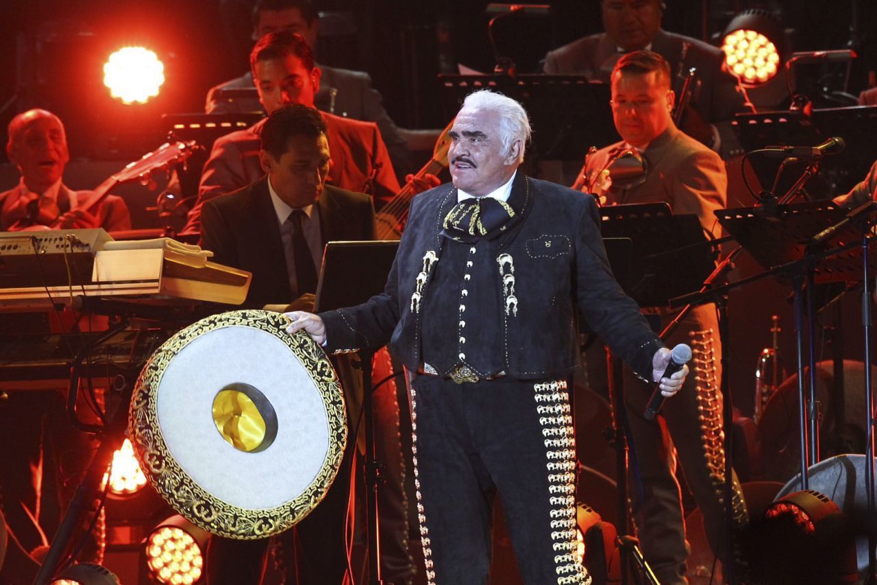 VICENTE FERNANDEZ TIK TOK ACOSO