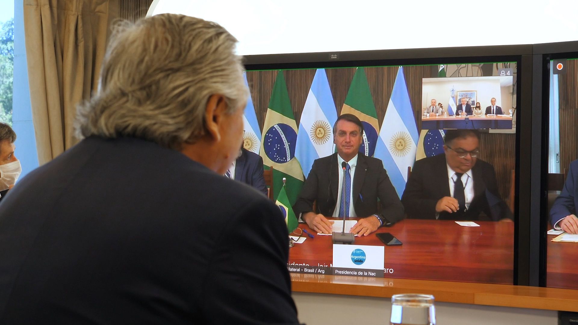 Alberto Fernández y Jair Bolsonaro dialogaron por videoconferencia