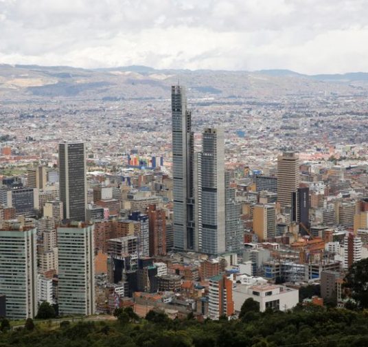 Bogotá, la capital de Colombia, emite bonos por 267,4 million $ en mercado local