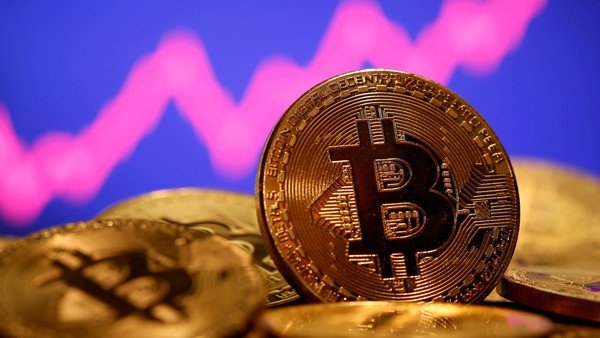 El bitcoin recupera la marca de US$ 50.000 de la mano de la FED y de una apuesta inversora