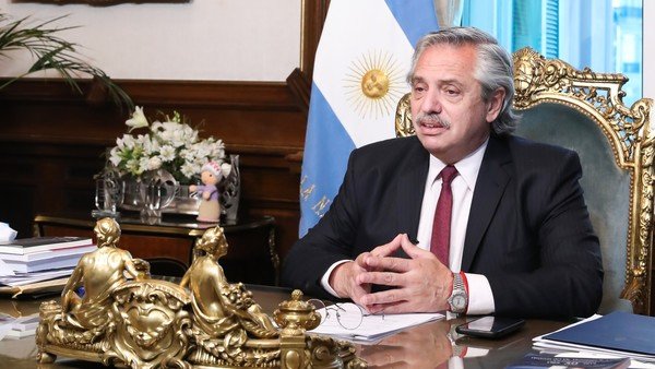 Tras el escándalo por las vacunas VIP, Alberto Fernández viaja a México
