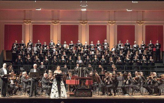 Primer concierto de la Orquesta Estable del Colón con obras de Mozart y Beethoven