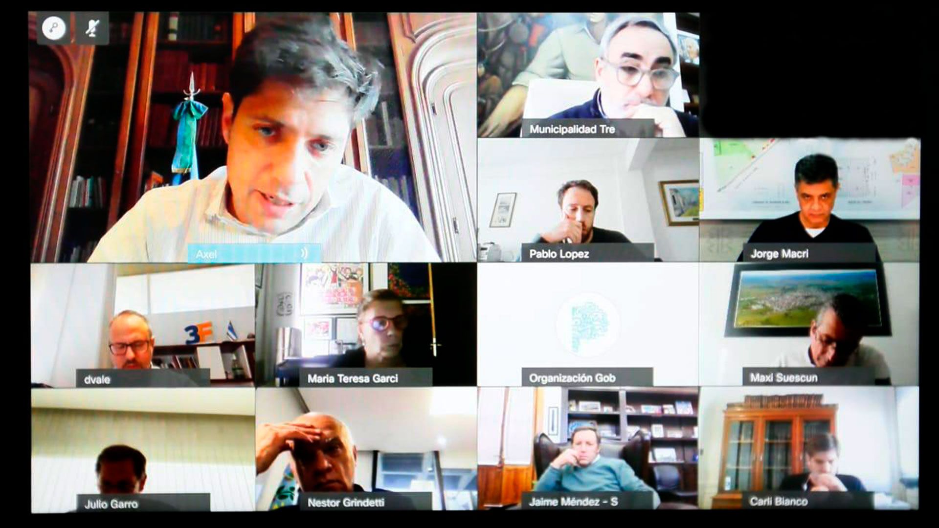 Axel Kicillof mantuvo una videollamada con los intendentes de Juntos por el Cambio Jorge Macri, Néstor Grindetti, Diego Valenzuela y Julio Garro
