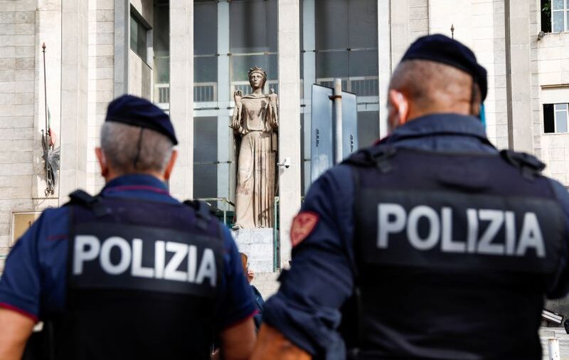 Detuvieron en Italia a mexicano acusado de asesinar a su esposa y estrangular a su hijo